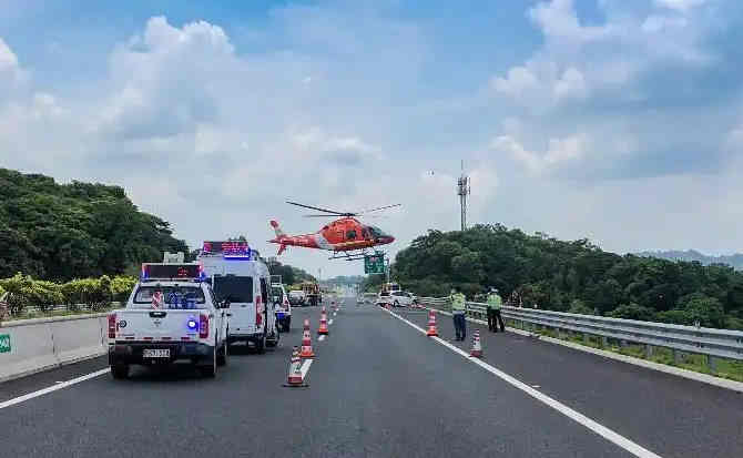 白杨高速公路汽车救援案例